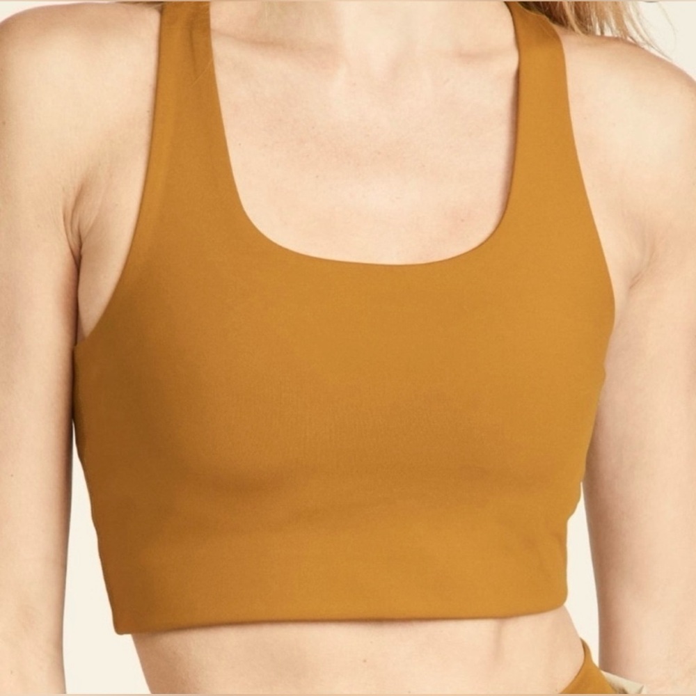 Girlfriend Collective Paloma Sport Top Size M 🎁